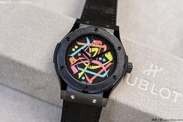 Hublot����Ƴ�����Classic Fusion Black Magic�������
