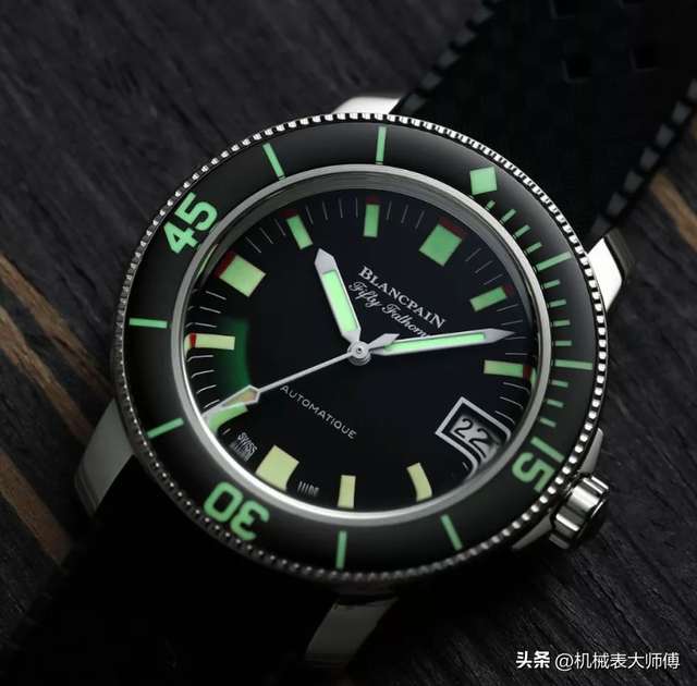 ���ꡢ���Һ�����ʿ�����߶��ֱ�Ʒ�ƣ�ԭ������ʿ�ĵ�����ߣ�