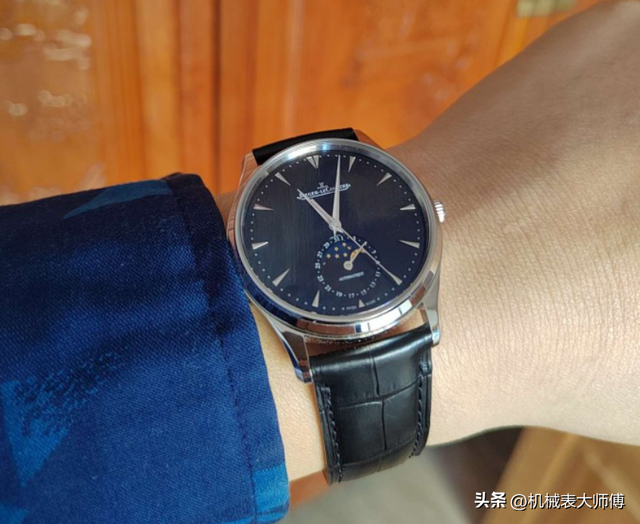 ���ꡢ���Һ�����ʿ�����߶��ֱ�Ʒ�ƣ�ԭ������ʿ�ĵ�����ߣ�