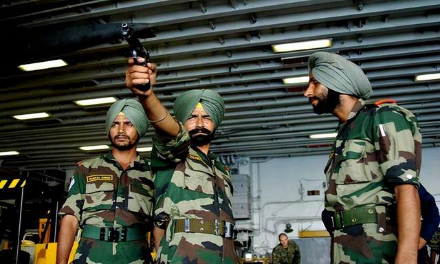 ���ƾ����²˵�ħ��ӡ�ȣ��ֳ֡�����족�������������ж�ˬ��