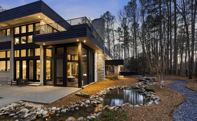 ����н�ʽ��أ�Τ���������ݳޣ����¼�����Աʮ��