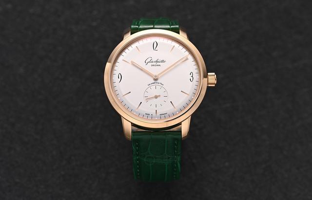 ���Ƶ����У���������״�С����