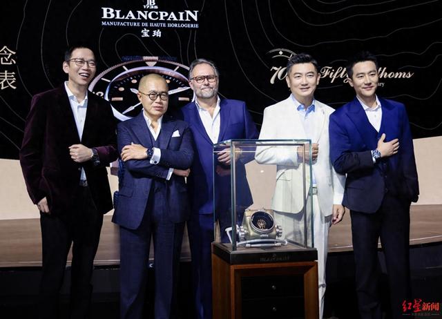 ������ʮ�x�������봫�桱70����������Ϻ����У�����������ʽ��Ļ