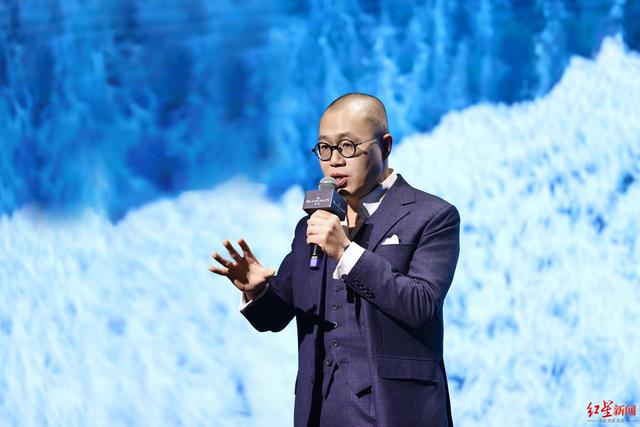 ������ʮ�x�������봫�桱70����������Ϻ����У�����������ʽ��Ļ