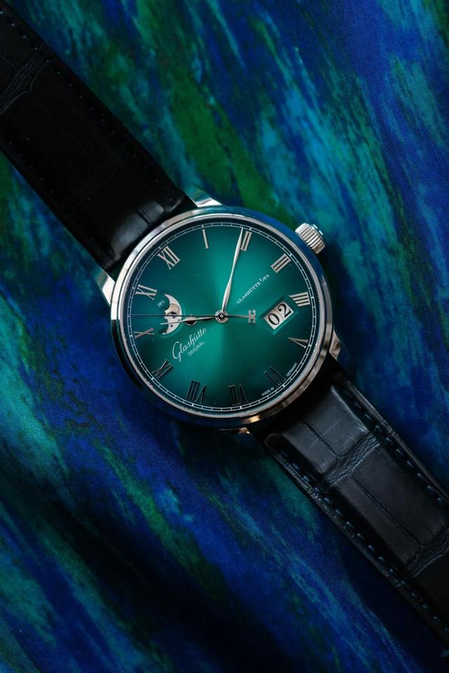 �����յ�ԭ����ֵ���������������100öʢ���̣�Ʒλ�߲�ײ����