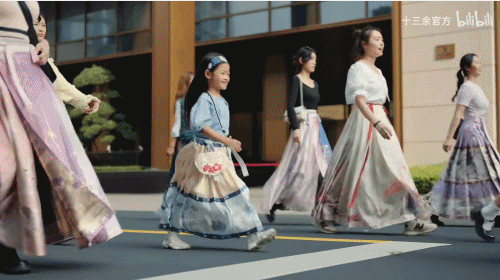 ������׬5.5�ڣ�����ȹ�����ˣ��ϰ¿���