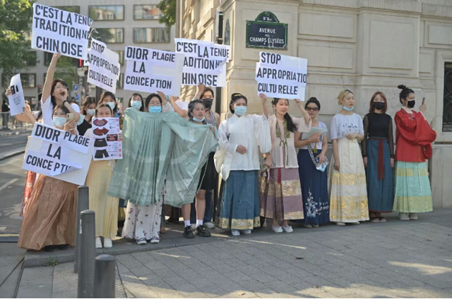 ������׬5.5�ڣ�����ȹ�����ˣ��ϰ¿���