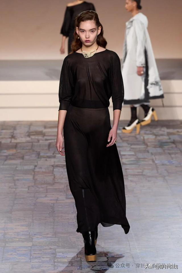 Dior��"The New Look"�����������ﲻͬʱ���ĵϰ±�־��������