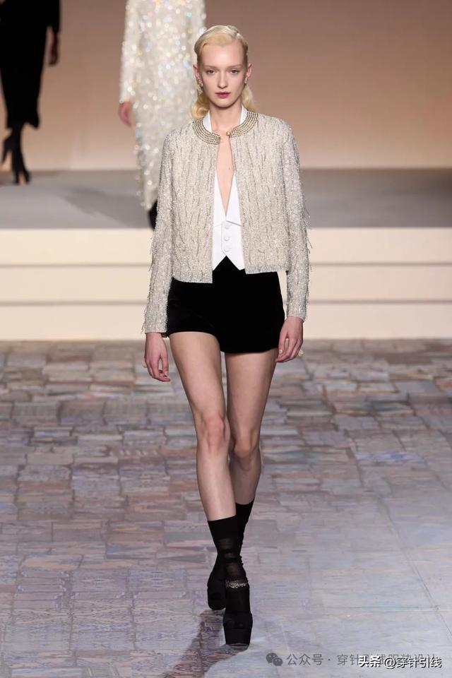 Dior��"The New Look"�����������ﲻͬʱ���ĵϰ±�־��������