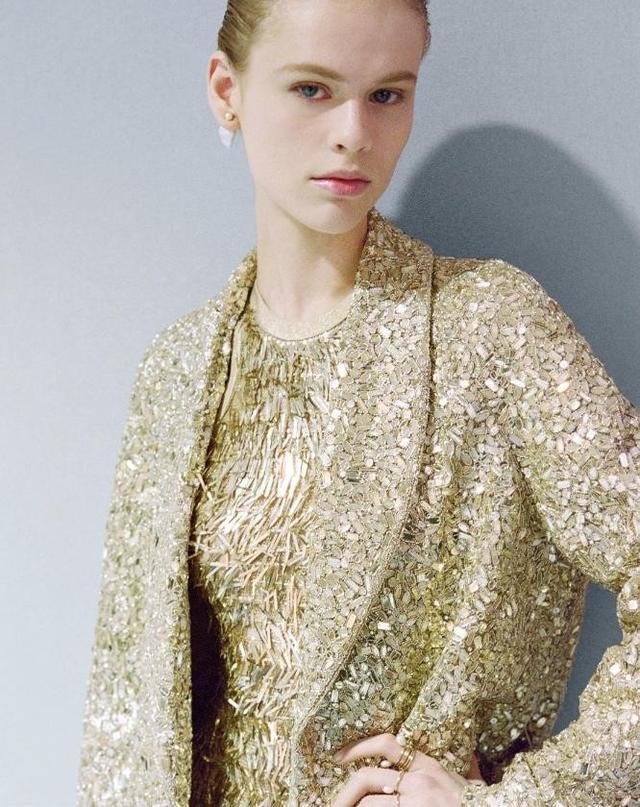 �ϰ¶����ﶬ�߶��㣺�˶�Ԫ����ŵ�������ײ