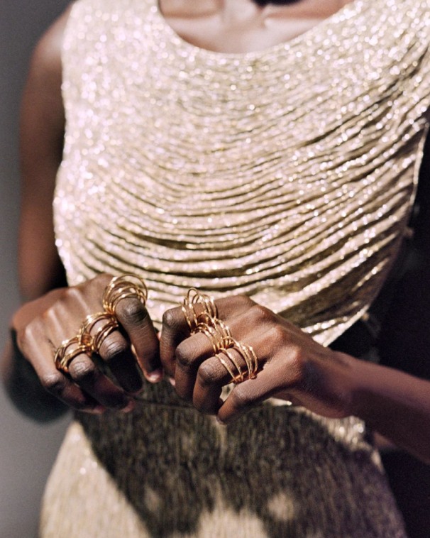 �ϰ¶����ﶬ�߶��㣺�˶�Ԫ����ŵ�������ײ