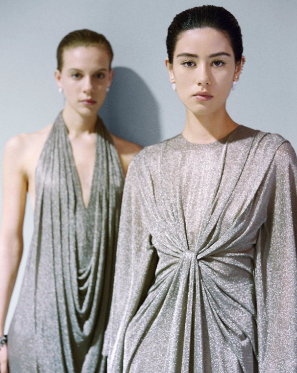 �ϰ¶����ﶬ�߶��㣺�˶�Ԫ����ŵ�������ײ