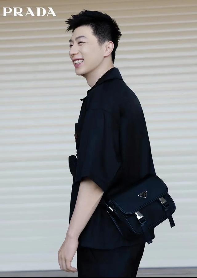 ��ƹһ����δ��Եϰ�Ʒ�ƣ�����˼·����������ӱɯ����LV��Զ��