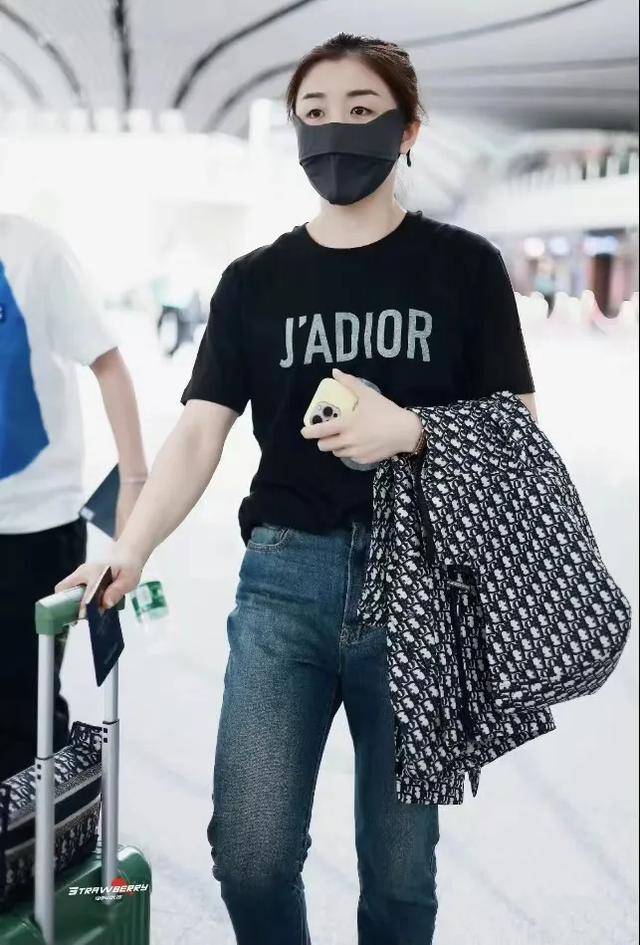 ��ƹһ����δ��Եϰ�Ʒ�ƣ�����˼·����������ӱɯ����LV��Զ��