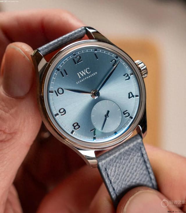 14万起步,万国“地平线蓝”,竟达到了江诗丹顿的水准?