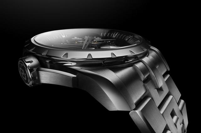 ɫ ѧ ޽ܶűRoger DubuisȻ ϵеӷѺϽ