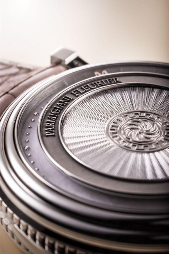 �ݳ�Ʒý��|����ǿ��Ķ��ظй�����|�ݻ��ݳ�ý��