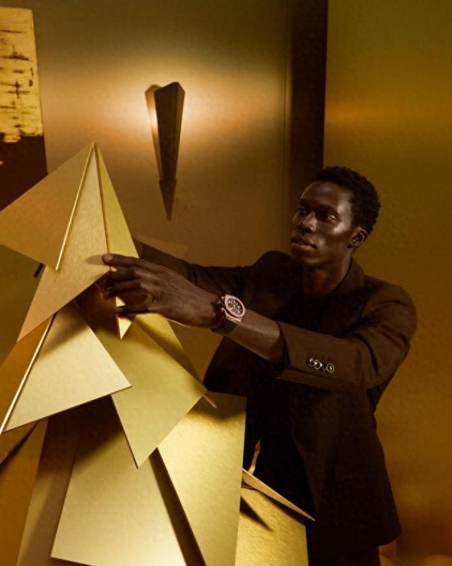 �ݳ�Ʒý��|�������ѽ�����Ĳ��ʸ���|�ݻ��ݳ�ý��