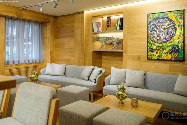 ����ɶ����ؾ�Ʒ����װ��Ļ