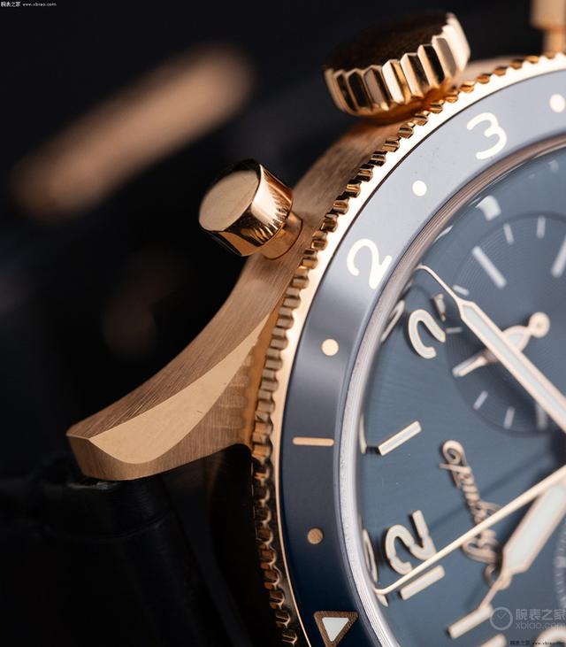 ����30�򣬱��ᡰ��ɼơ����ѷ��б��ġ��컨�塱��������