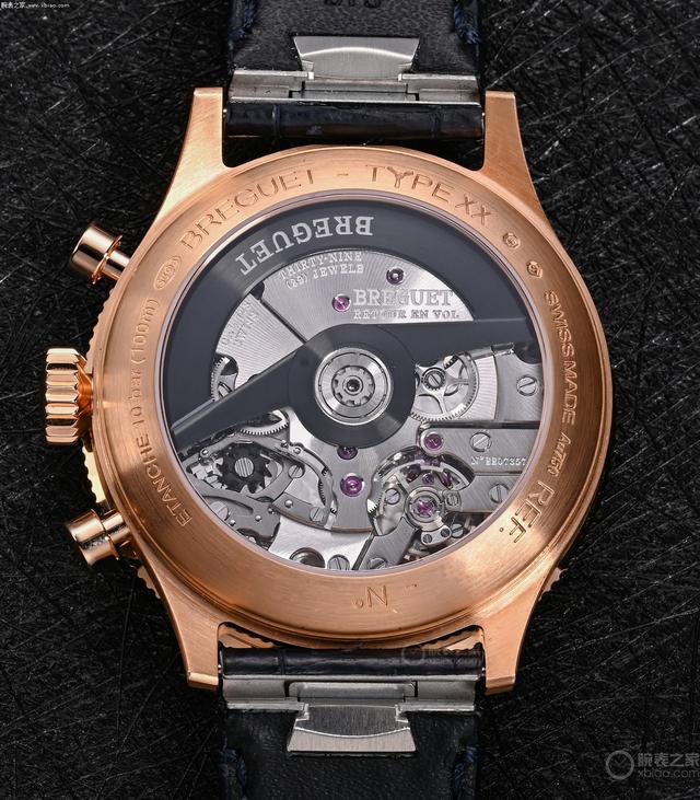 ����30�򣬱��ᡰ��ɼơ����ѷ��б��ġ��컨�塱��������