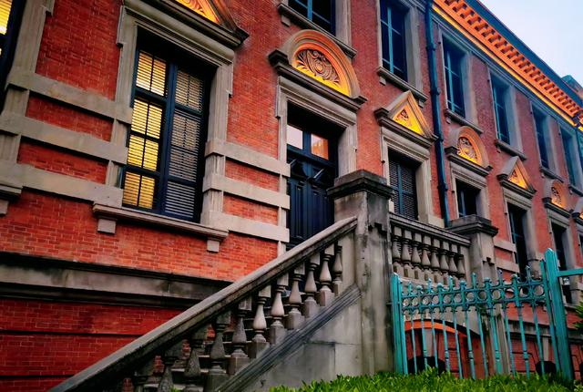 �Ϻ��������Ƶ��ж������10��һ�������ѣ����ö���ס���������