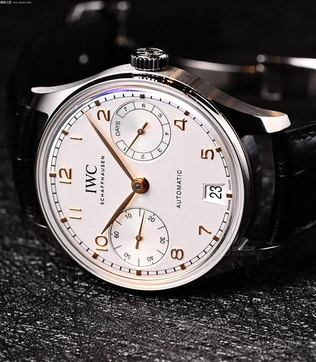 万国新一代“颜值王”,公价9万9,曾力压劳力士水鬼一头