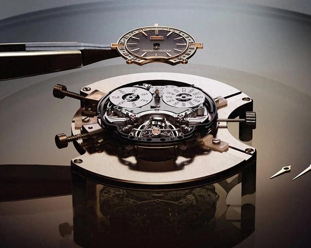 Ʒ Master Hybris Artistica Calibre 184 