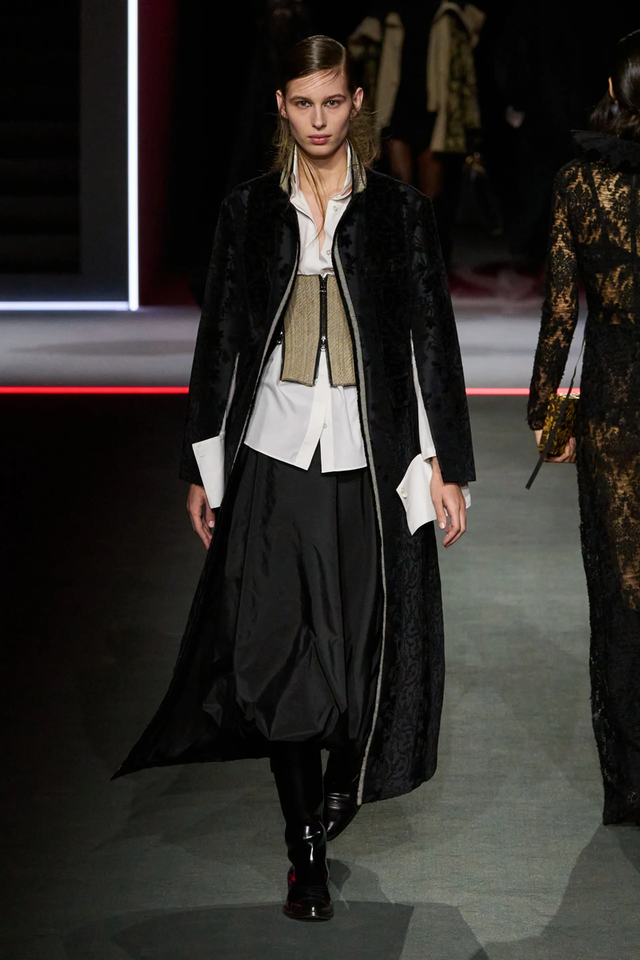 Dior 2025��������չ�ݽ�֯����װ��� ������˵������