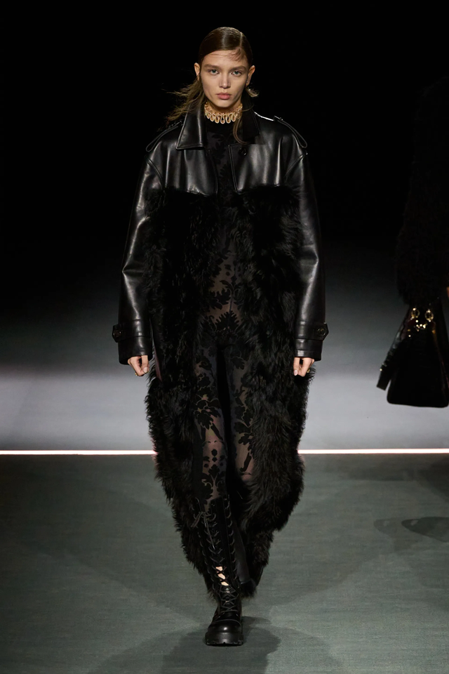 Dior 2025��������չ�ݽ�֯����װ��� ������˵������