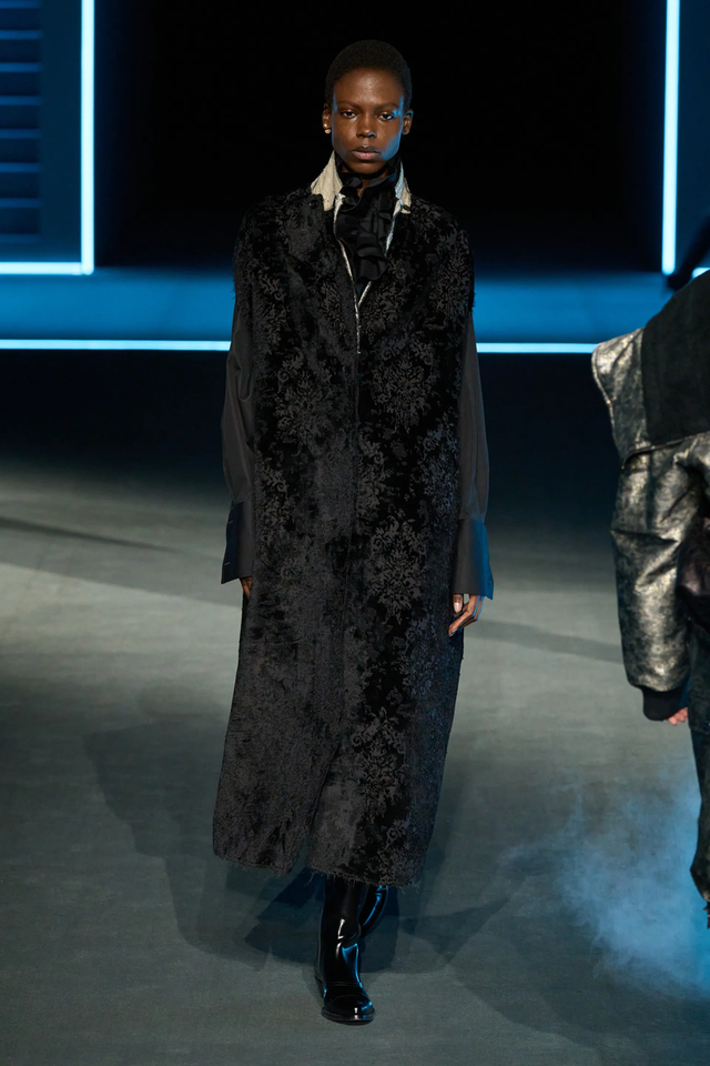 Dior 2025��������չ�ݽ�֯����װ��� ������˵������