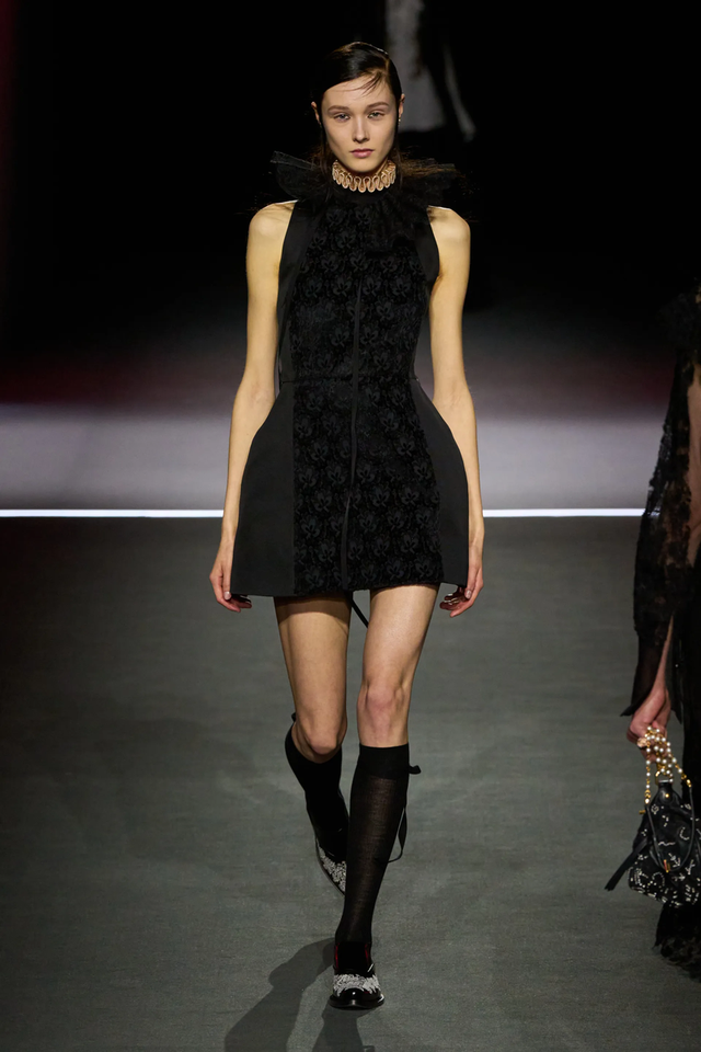 Dior 2025��������չ�ݽ�֯����װ��� ������˵������